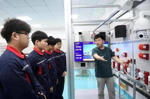 大力發展職業教育，以專業咨詢服務賦能經濟高質量發展